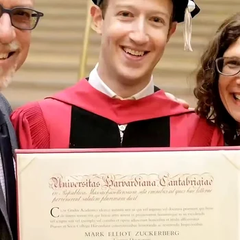 Cum sărbătorește Mark Zuckerberg la 40 de ani. FOTO dailymail.co.uk