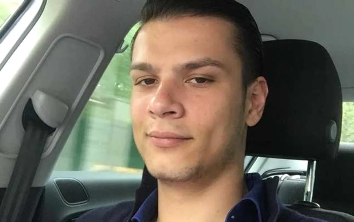
    Ca să scape de închisoare, mulți condamnați penal încă se ascund în afara granițelor țării, sub umbrela protectoare a diferitelor legislații europene  