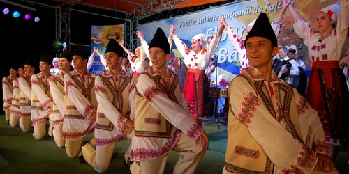 Astăzi, muzica populară va răsuna în centrul Sloboziei