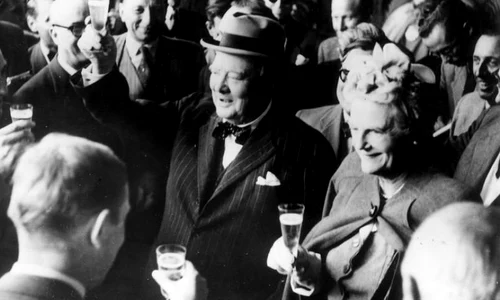 Plăcerea vinovată a lui Churchill, care îi putea aduce sfârşitul jpeg