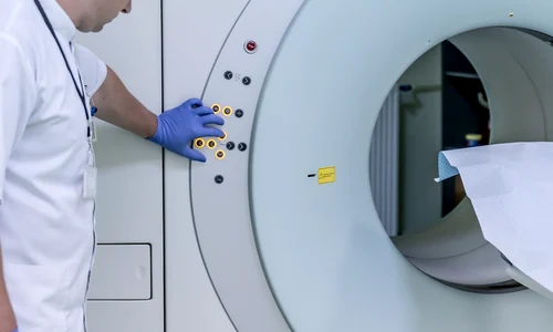 Aparat RMN jpg FOTO Pixabay