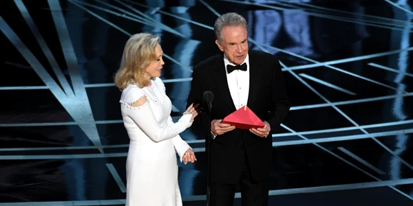 faye dunaway warren beatty oscar 2017 foto guliver/getty images