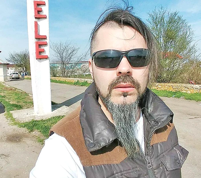 Titi Bălteanu are şi barbă, şi cioc