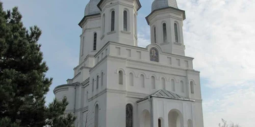 Incendiu la mănăstirea Saon