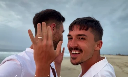 Rengle s-a logodit cu Alejandro Fernández foto Instagram