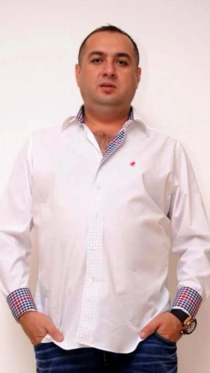 
    Leo de la Strehaia fuma două pachete de ţigări pe ziFoto: Facebook  