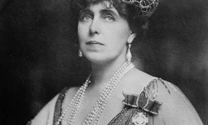 Ziua Reginei la sfîrșitul războiului jpeg