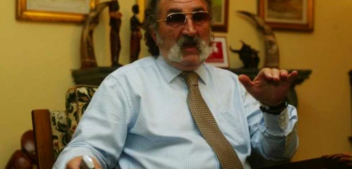 Ion Ţiriac a semnat un angajament cu fosta Securitate, dar nu a turnat