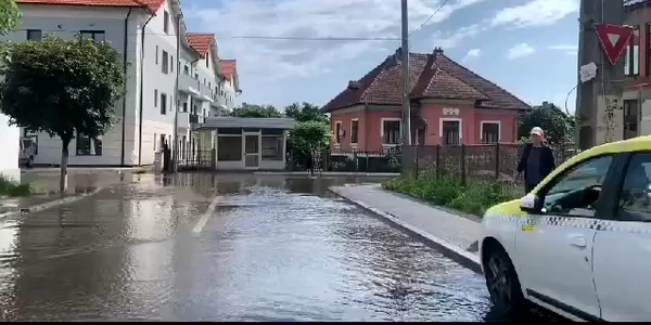 inundatii in tg jiu mp4 thumbnail png