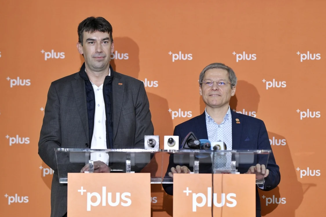 Aripa PLUS a noului partid, condusă de Dacian Cioloş, s-a pregătit din timp să preia controlul în cât mai multe filiale. Vor deveni oamenii lui Dan Barna o minoritate? FOTO Mediafax