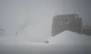 iarna la Vargul omu captura FB hello, Bușteni png