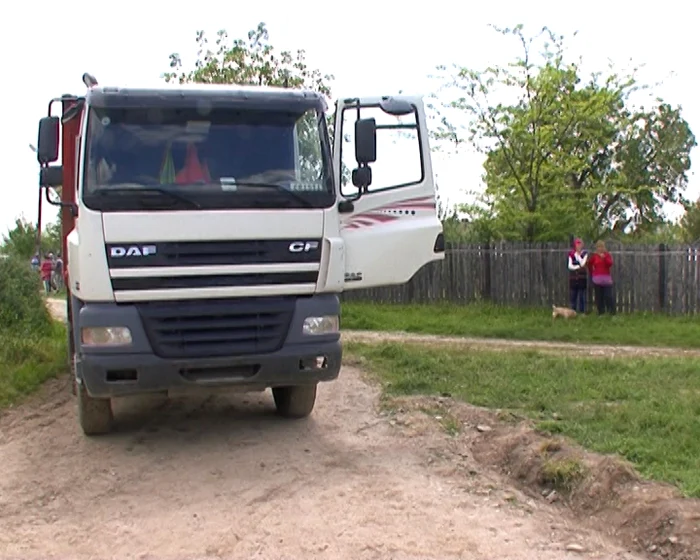 Accidentul s-a produs pe o uliţă din Lipia