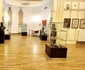 Imagini din sala expoziției „O istorie bicentenară. Colegiul Național «Carol I» (1826–2026)” (© Cătălin Vînturici / Muzeul Olteniei)