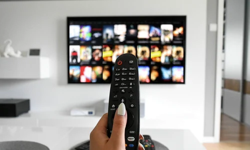 tv 7725366 1280 jpg