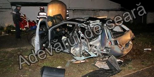 Impactul a fost  foarte puternic şi trei persoane au murit