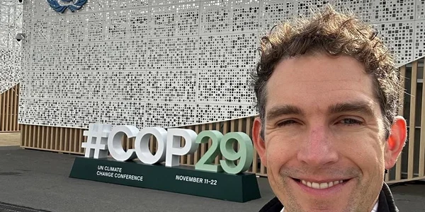 Un reporter britanic specializat în probleme climatice Alec Luhn a fost găsit în viata pe un munte foto Instagram