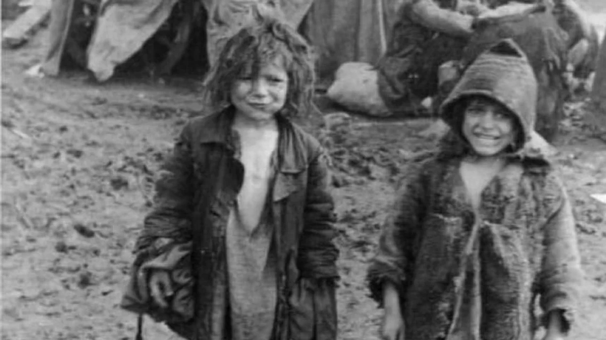 „Care sunt jidani, la o parte Descălţaţi vă! Românii au stat în faţa trupurilor noastre, să ne apere“! Amintirile evreului care a trăit, la 13 ani, Holocaustul jpeg