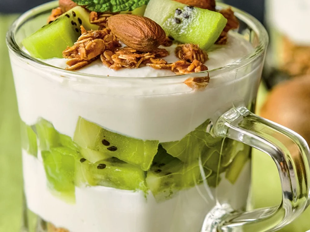 granola cu kiwi jpg
