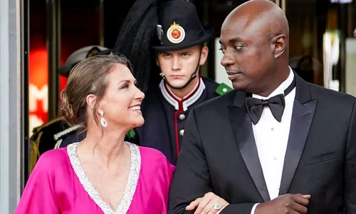 Prințesa Norvegiei și Durek Verrett jpg