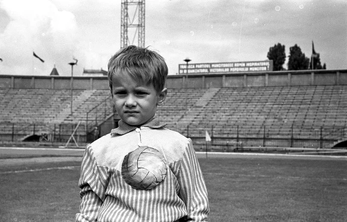 Stadionul care a marcat istoria sportului românesc și a fost nimicit de comunism.