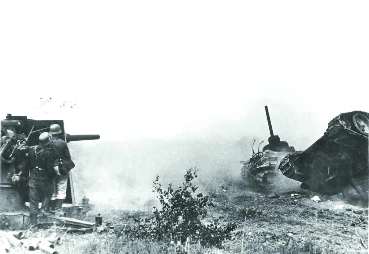 Tunul AT cal. 88 mm a fost un adversar de temut pentru tancurile sovietice (© Bundesarchiv Bild 183-B21685)