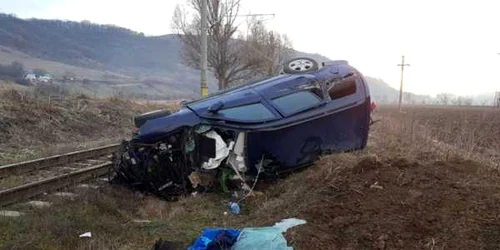 Imagine de la locul accidentului feroviar de la Oneşti FOTO ISU Bacău