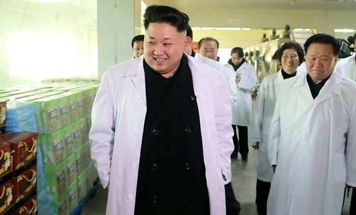 Liderul nord-coreean Kim Jong-un, în vizită la o companie farmaceutică