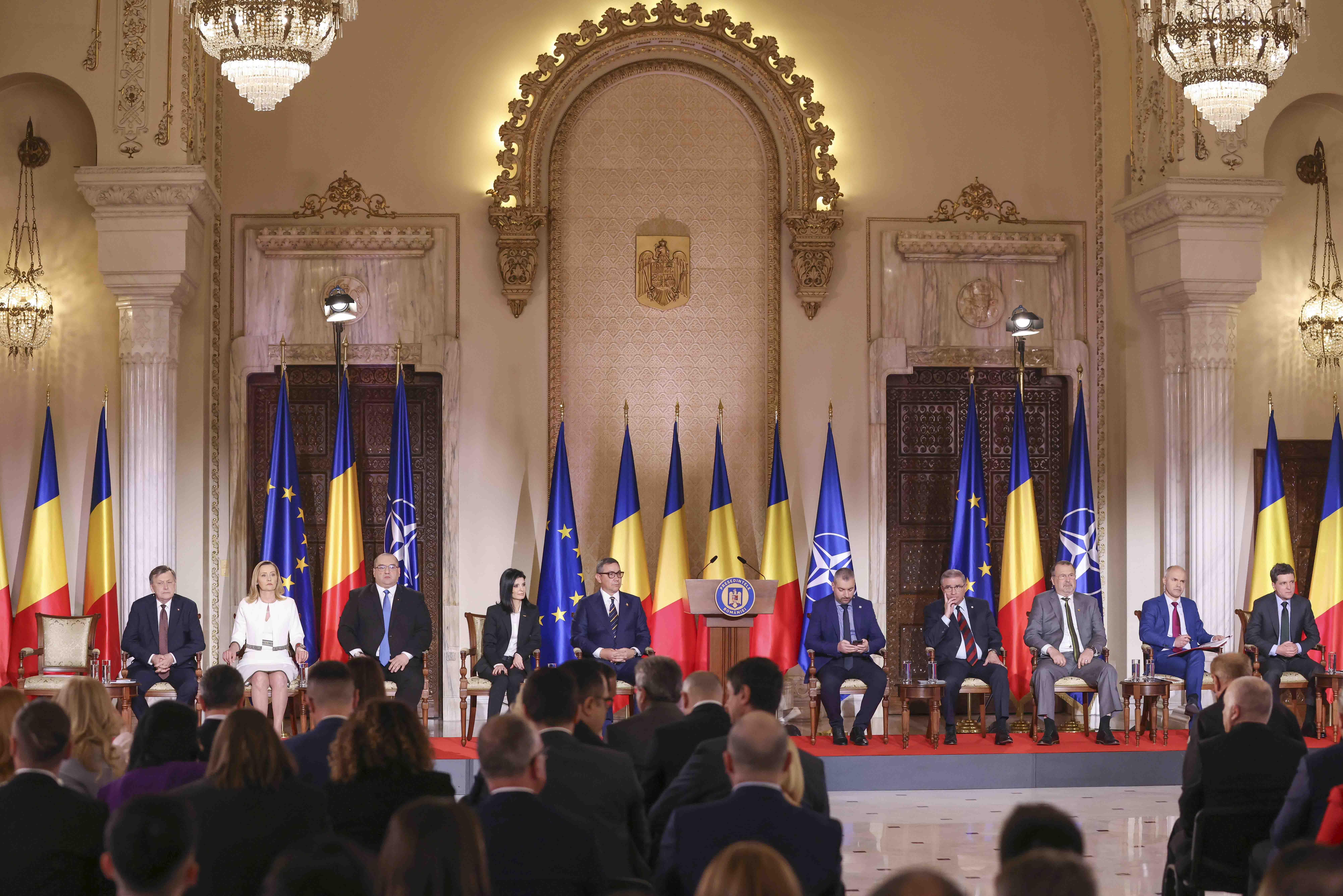 Candidații prezenți la dezbaterea prezidențială de marț. FOTO Inquam Photos George Calin