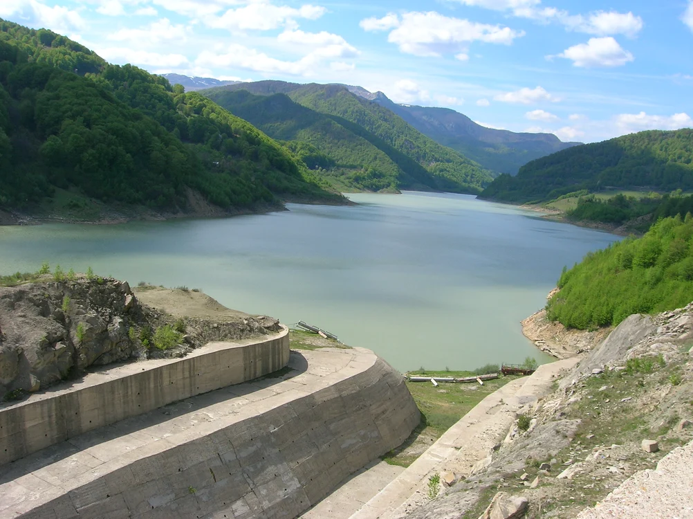 
    Cele mai frumoase locuri din Buzău: Vulcanii noroioşiFoto: wikipedia.org  