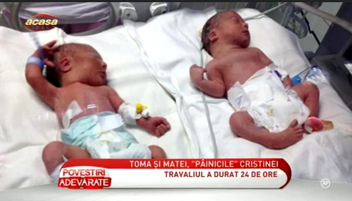 Gemenii Toma şi Matei sunt perfect sănătoşi, dar vor sta în maternitate până când vor lua în greutate (captură: ACASĂ TV)