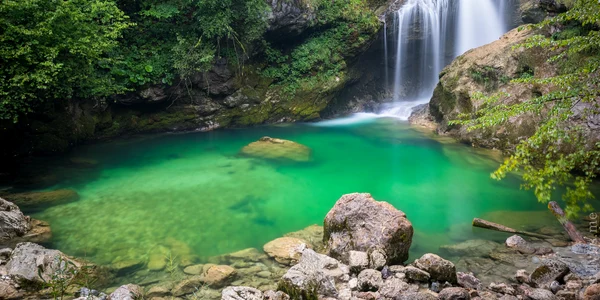 Slovenia   Waterfall Sum   Vintgar Klamm (43686688490) jpg