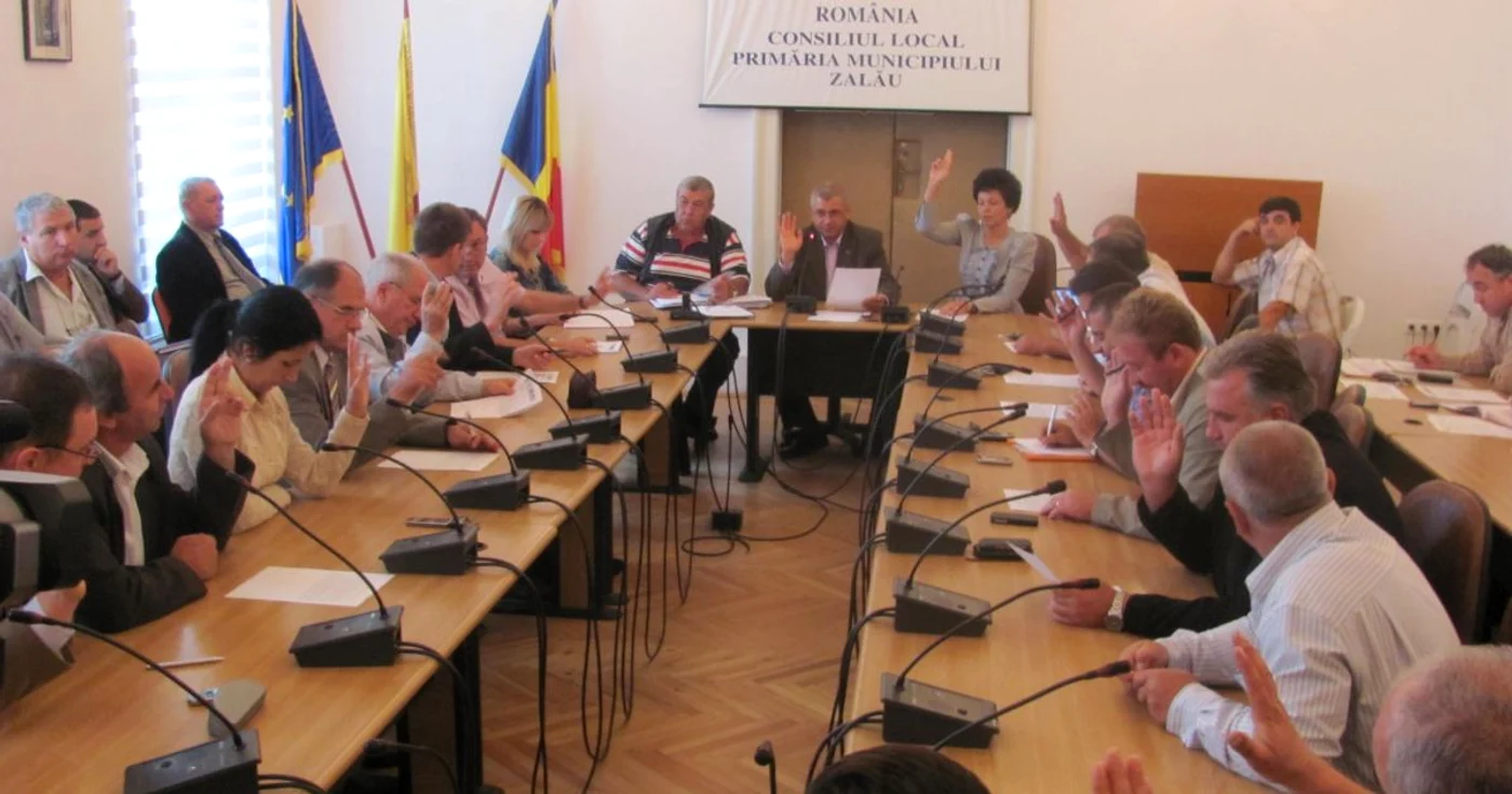 Discuţia legată de site a durat mai mult decât şedinţa propriu-zisă