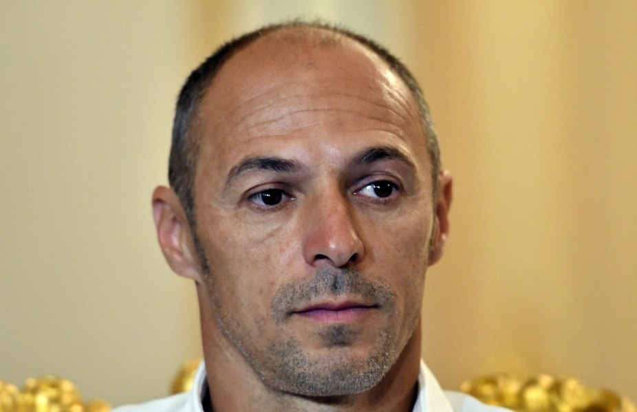 Fotbalul românesc, haotic: Botoșani și-a dat antrenorul afară după două meciuri!