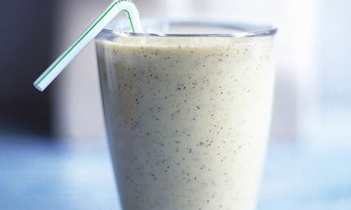 Smoothie cu kiwi, ghimbir si banana digestie jpeg