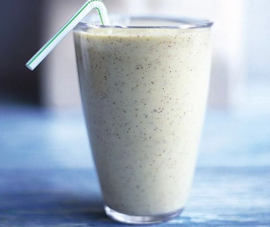 Smoothie cu kiwi, ghimbir si banana digestie jpeg