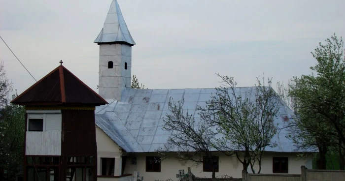 biserica copand