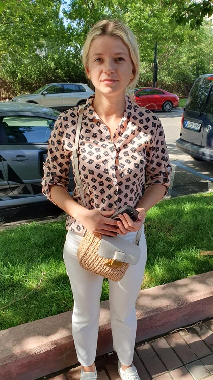 Corina are de recuperat peste 90.000 de euro. Sursa foto: Adevărul