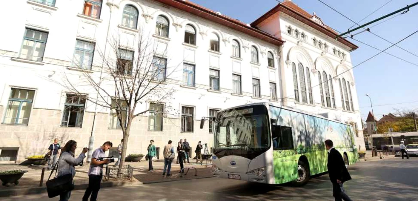 Autobuz electric la Timişoara. FOTO