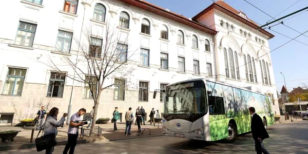Autobuz electric la Timişoara. FOTO