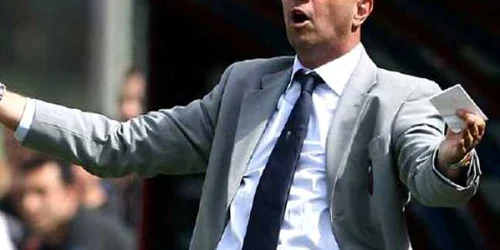 Walter Zenga nu a avut parte de o experienţă prea reuşită în fotbalul arab