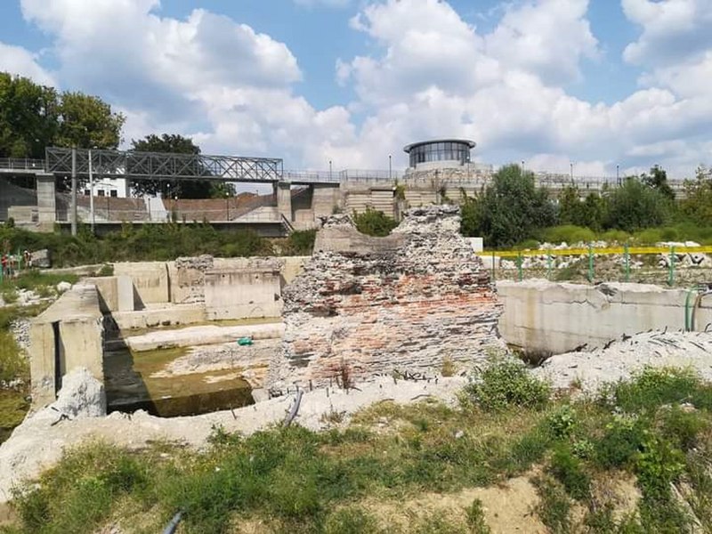 Podul lui Traian din Drobeta-Turnu Severin, una dintre cele mai celebre construcții antice
