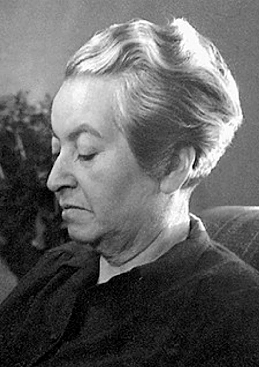 Gabriela Mistral FOTO Wikipedia