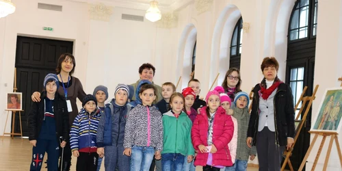 elevi in vizita la palatul culturii severin FOTO Alexandra Georgescu