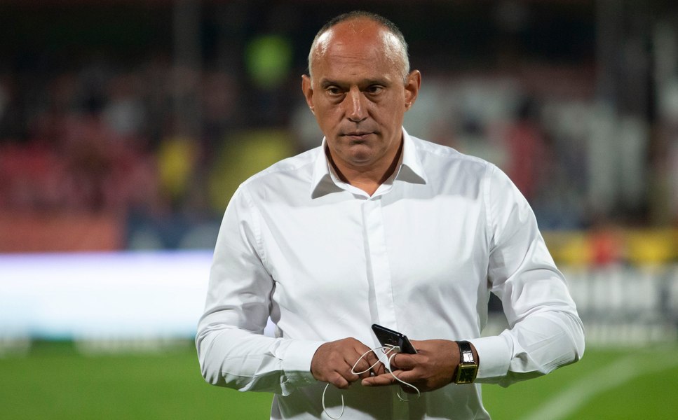 Florin Prunea, șocat când l-a văzut pe fostul jucător de la FCSB întreținând relații sexuale cu alt bărbat. „Era să cad sub masă”