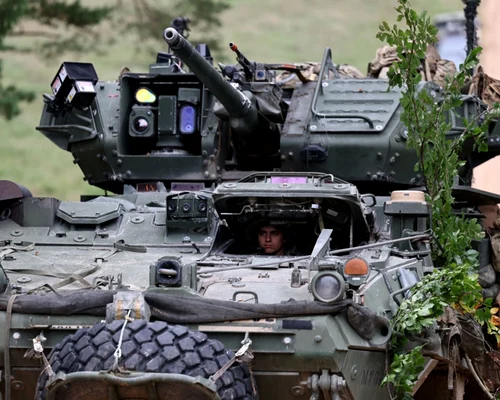 Blindat Stryker la exercițiile Saber ale NATO în Germania FOTO EPA-EFE