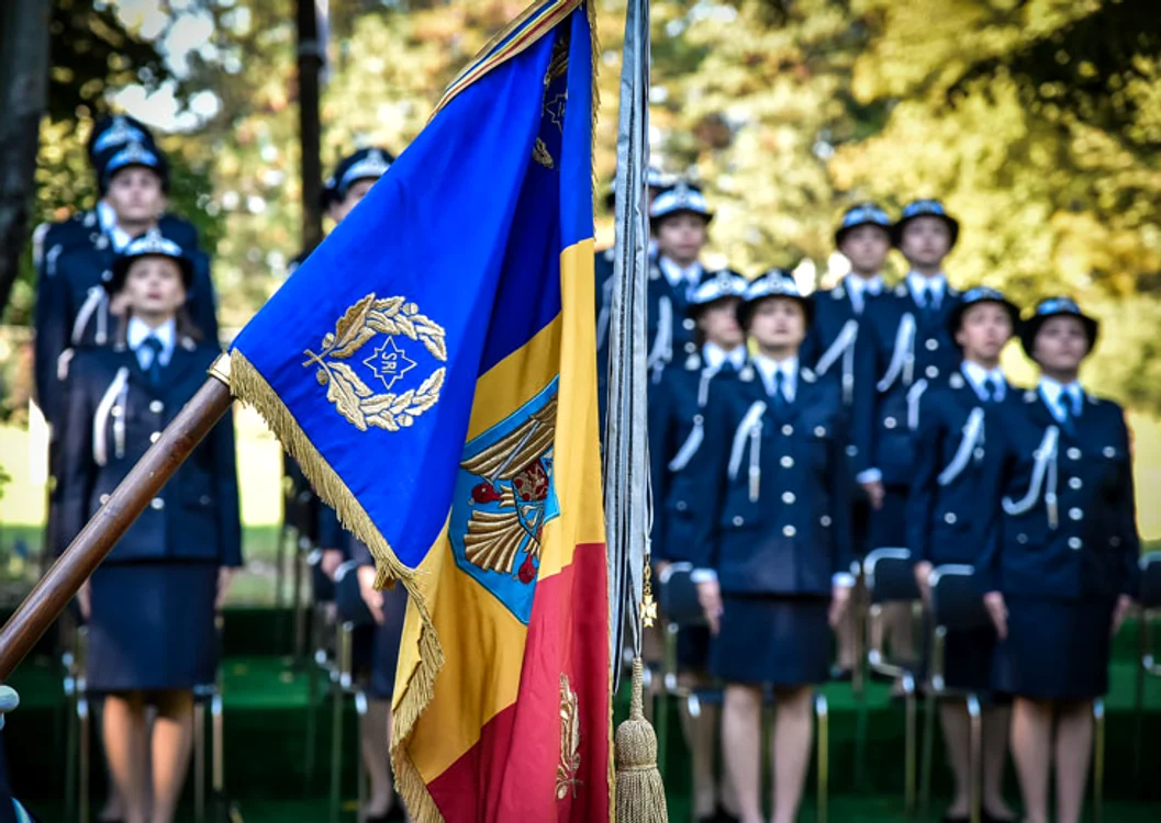 Personalul SRI îşi desfăşoară activitatea deschis sau acoperit Foto: SRI