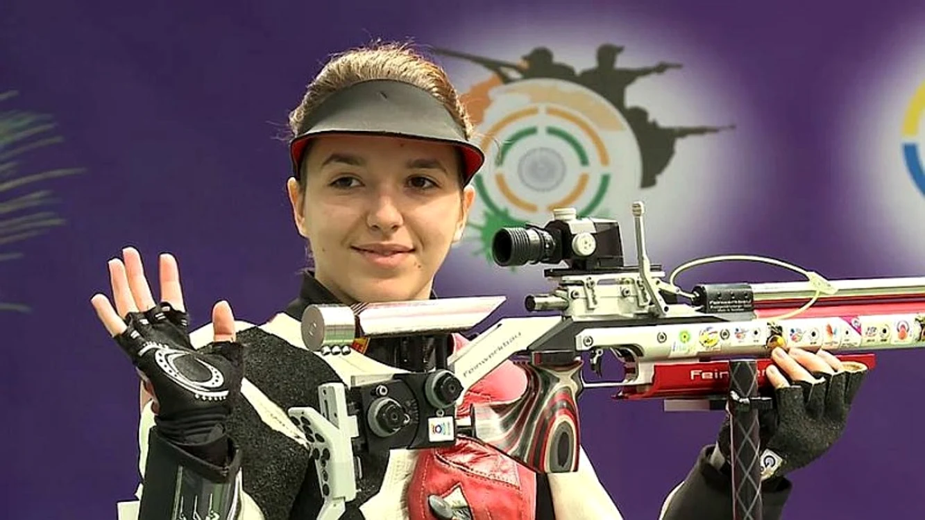 
    Laura Coman a cucerit titlul continental la tirFoto: Facebook / CS Dinamo  