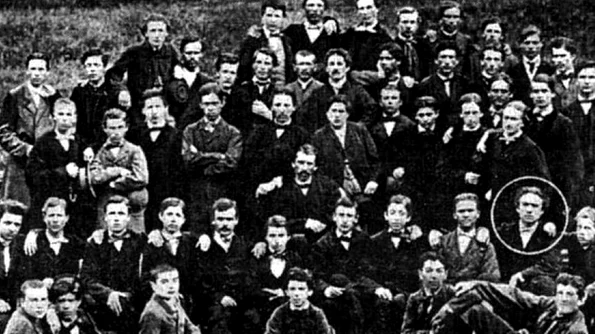 Misterul unei fotografii Cum arăta cu adevărat marele poet Mihai Eminescu? jpeg