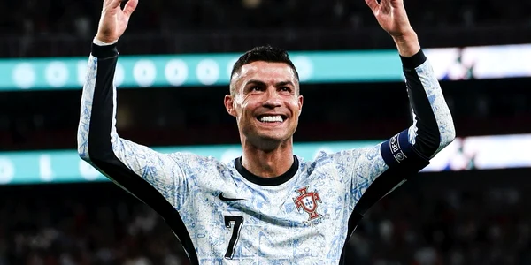Cristiano Ronaldo facebook jpg