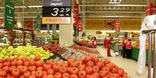 Primul hipermarket Auchan din Braşov. FOTOSimona Suciu